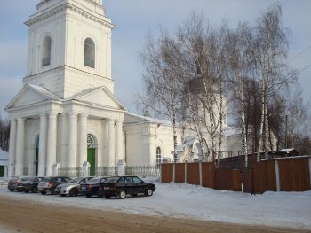 Поселок Тума, Троицкий храм